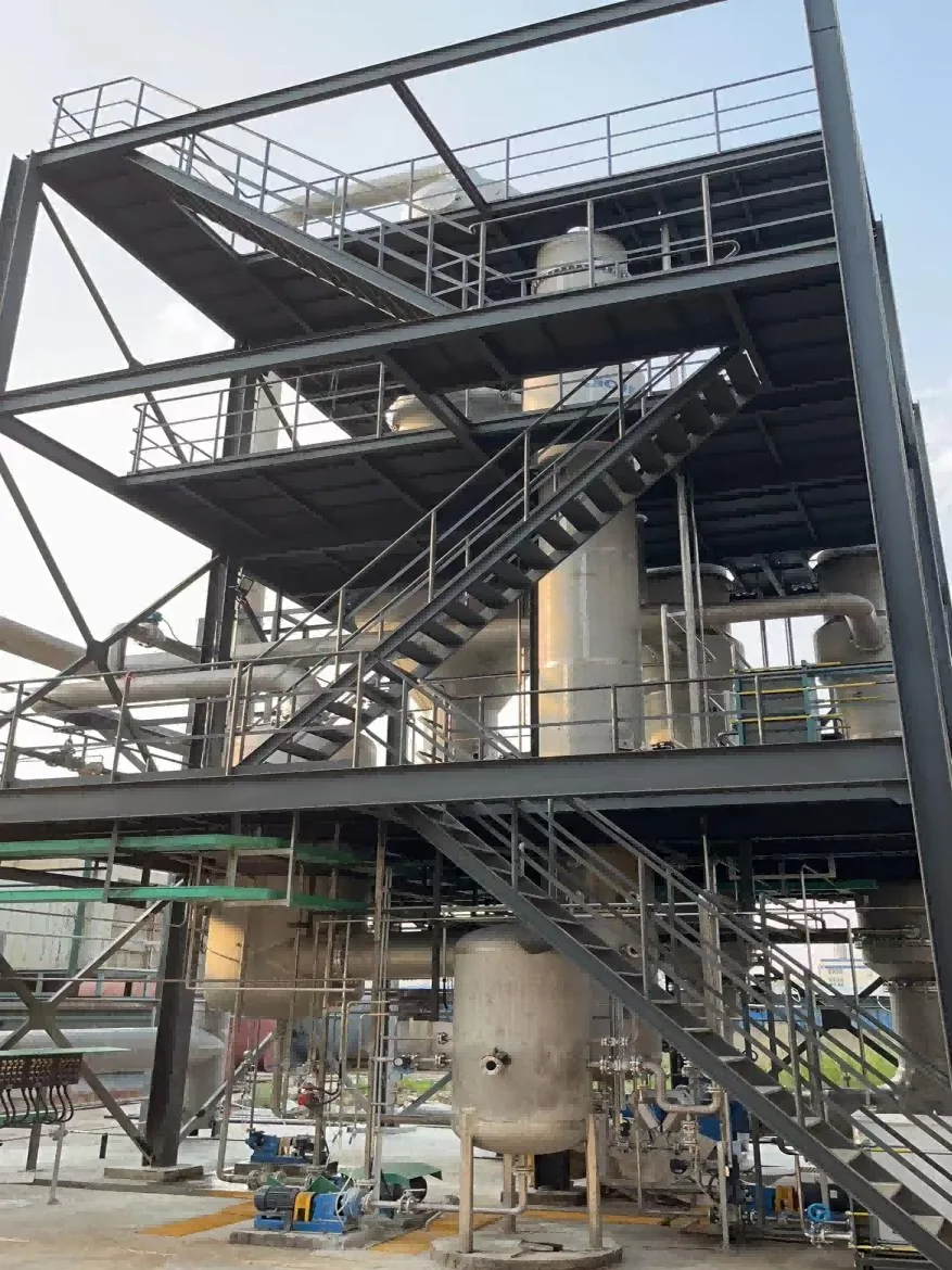 Forced circulation evaporation crystallization